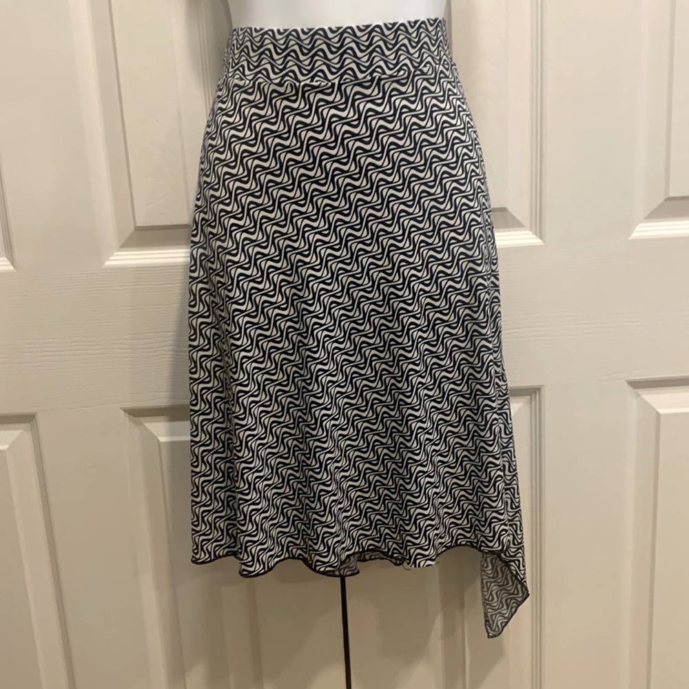 Black and White Skirt ❤️New Listing❤️